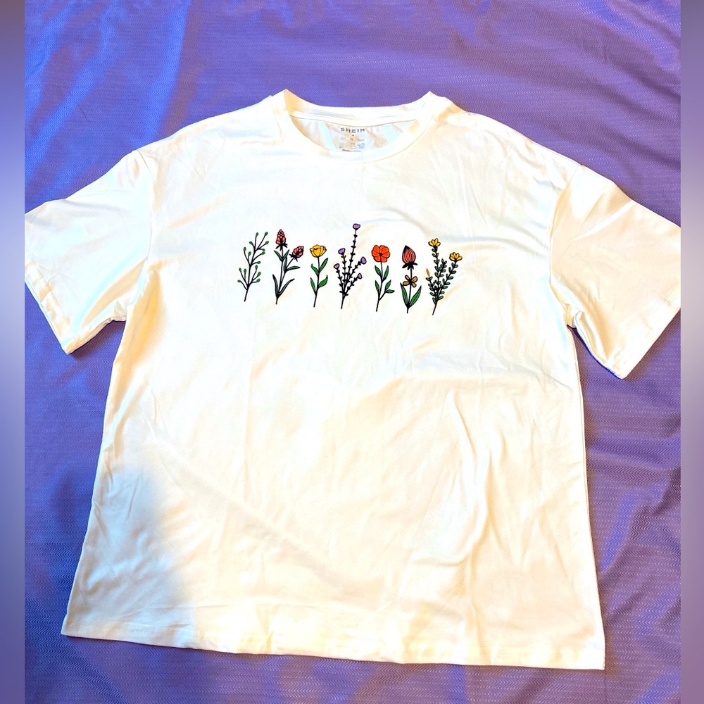 SHEIN T-Shirt  Size: S